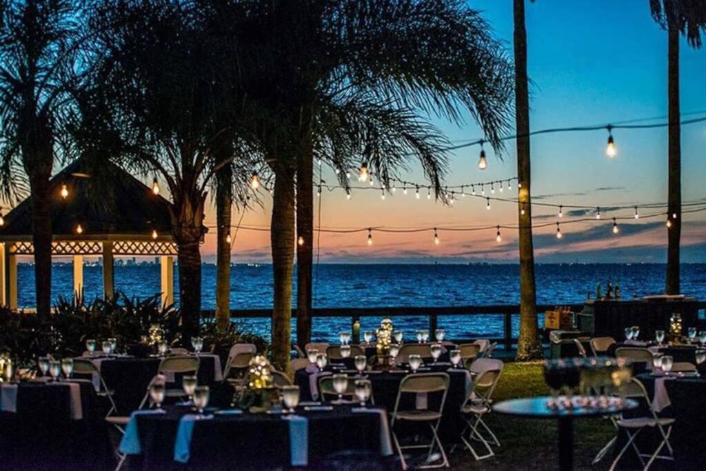 River Delight,Studio109, Beach & Pool Steps Away + Wifi Ruskin Exteriör bild